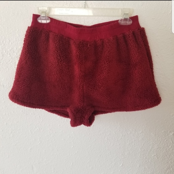 lounge shorts sherpa burgandy NEW BOUTIQUE - Picture 7 of 7